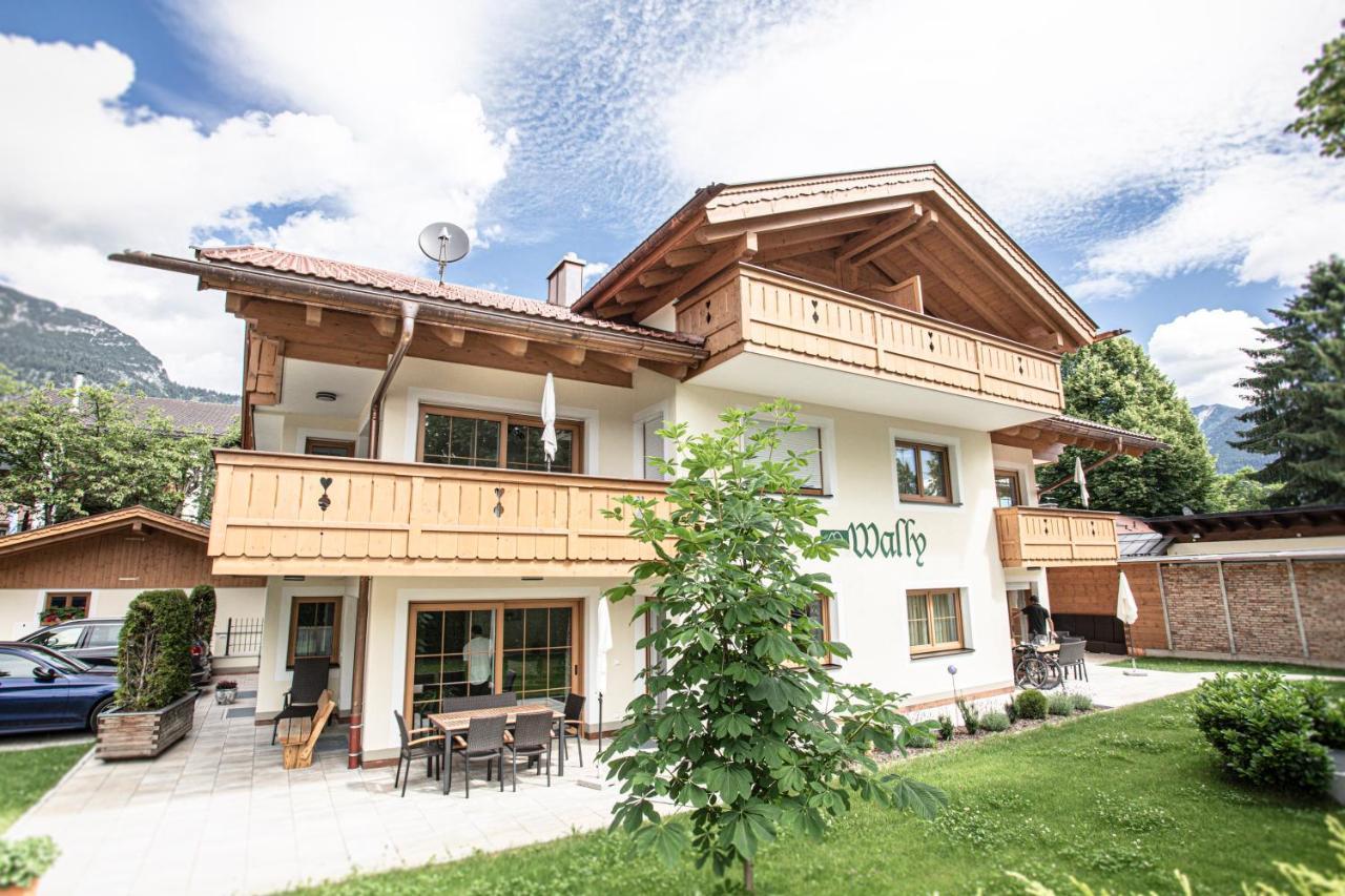 Ferienwohnungen "Zur Wally" Garmisch-Partenkirchen Luaran gambar